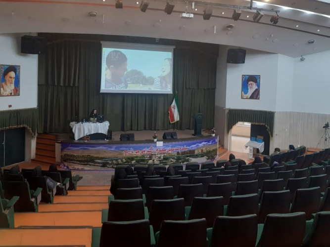 Conducting an in-service course "Review of The Times' rating system"